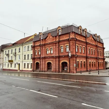 Apartment In The Center Of Oktyabrskaya Metro Station